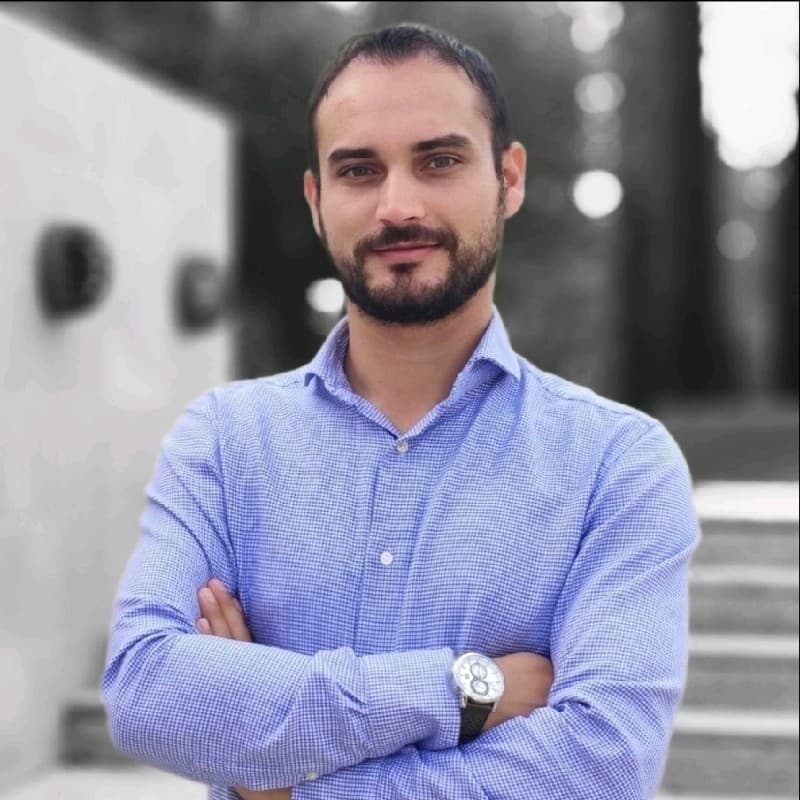 Abogueo- Perfil de Samuel Brinzoiu Macovei